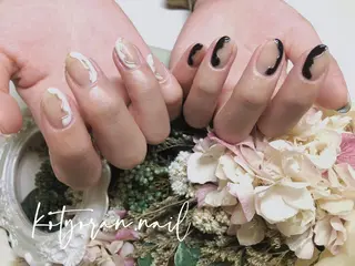 ネイル モナ& ミユのネイルデザイン
