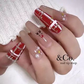 ネイル Lilly Co.のネイルデザイン