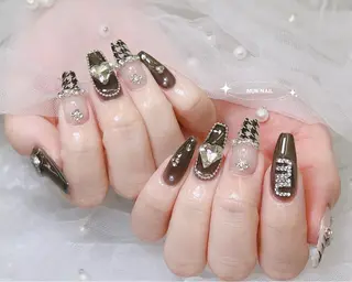 ネイル RINA 🤍のネイルデザイン