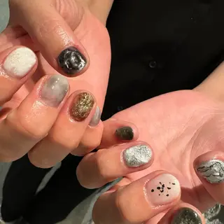 ショート m kaori𓃟のネイルデザイン