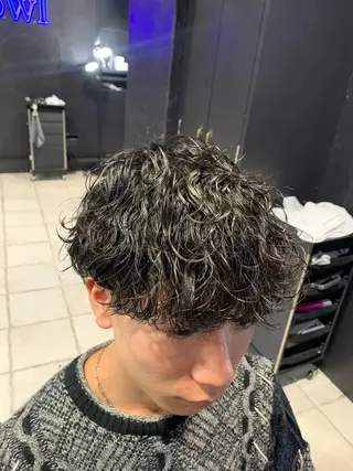 ミディアム メンズ メンズパーマ/難波/ 心斎橋　室園亮佑のヘアスタイル