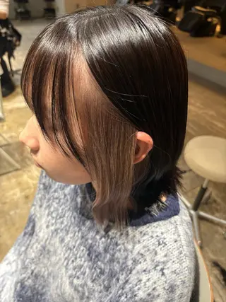 ショート カラー 玉置 七海のヘアスタイル