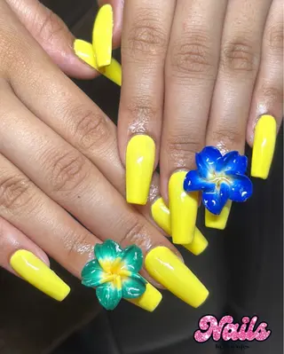 ネイル ギャルネイル🧸💖 narujesのネイルデザイン