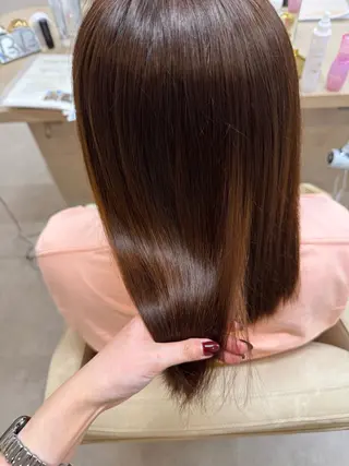 セミロング ともか/美髪透明感 カラー/顔周りカットのヘアスタイル