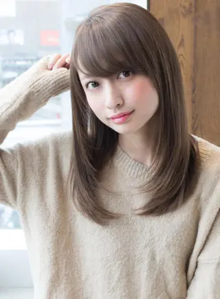 セミロング カラー 渡邊 健一のヘアスタイル