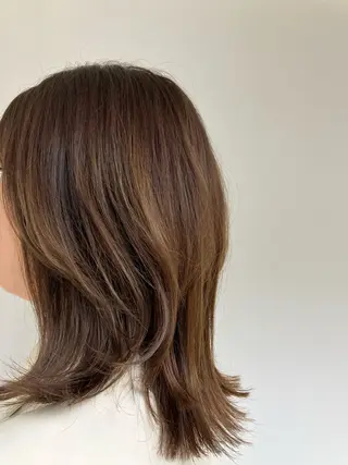 ミディアム カラー un武蔵小杉所属・佐藤 知子のヘアスタイル
