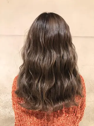 セミロング カラー Homey Kyoto所属・吉村 絢乃のヘアスタイル