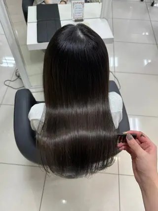 セミロング カラー 透明感ハイトーン ︎︎☾mizukiのヘアスタイル