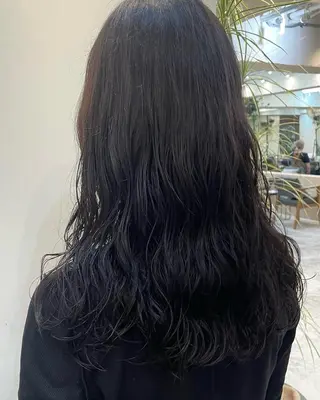 ロング パーマ 坂本 菜摘のヘアスタイル