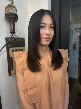 セミロング カラー ハイトーンカラー ⭐️NAZUNAのヘアスタイル