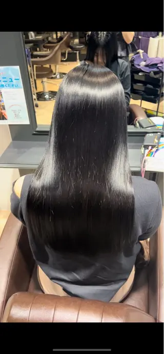 ロング まとまるツヤ髪カット ┆たんげ なるみのヘアスタイル