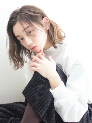 ミディアム 中山 丈也のヘアスタイル