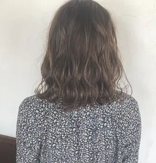 ミディアム カラー HAIR LEAP所属・LEAP MISAの眉毛・アイブロウイメージ