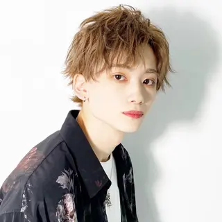 ショート カラー パーマ メンズ 大橋 拓巳のヘアスタイル