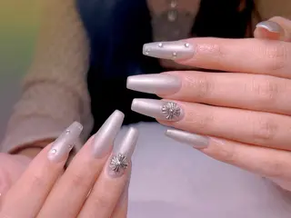 ネイル 【長さ出し】 IRIS NAILのネイルデザイン