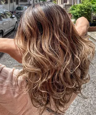 セミロング カラー 髪質改善縮毛矯正 kosuke_IJKのヘアスタイル