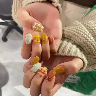 ネイル 🪐富島彩夏 /海外nail🪐のネイルデザイン