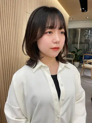 ミディアム レイヤー縮毛矯正 ささきすずね💗のヘアスタイル