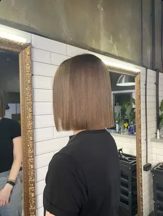 ショート 透明感ツヤカラー コトノ🫧のヘアスタイル