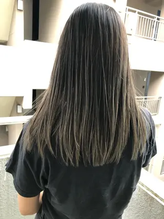 ミディアム カラー ブリーチカラー🌈 石垣翔太のヘアスタイル