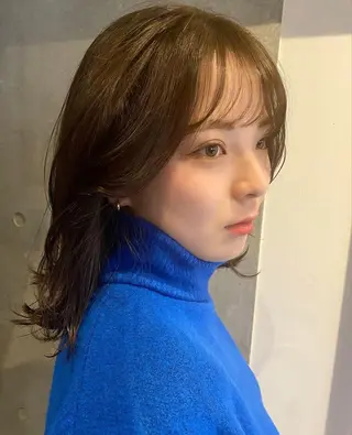 セミロング カラー ブリーチ⌇﻿ベージュ ハイトーン⌇﻿ヒロトのヘアスタイル