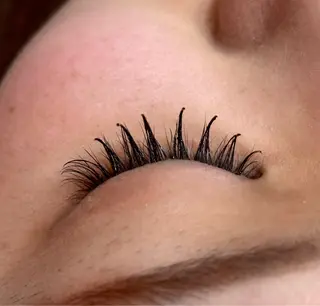 マツエク・マツパ Sisterby B ひまわりのマツエク・マツパデザイン