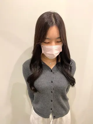 ミディアム カラー 🍑 モモカ🍑のヘアスタイル