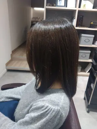 ミディアム 中山 樹のヘアスタイル