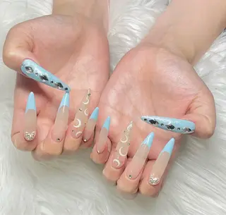 ネイル オーロラ所属・YUI nailのネイルデザイン