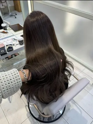 ロング レイヤーカット/ 顔まわり/アオイのヘアスタイル