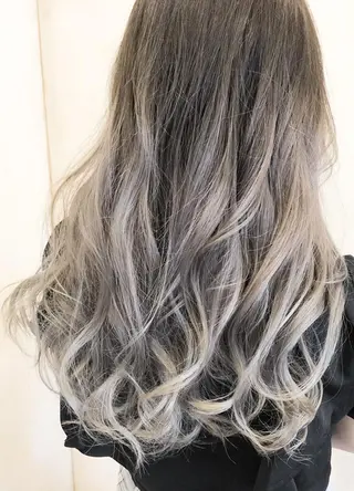 ミディアム カラー 🫧【公式】 Lig.横浜🫧のヘアスタイル
