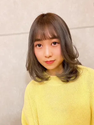 セミロング カラー less仙台所属・美髪専門美容師🏄 kazuレスlessのヘアスタイル
