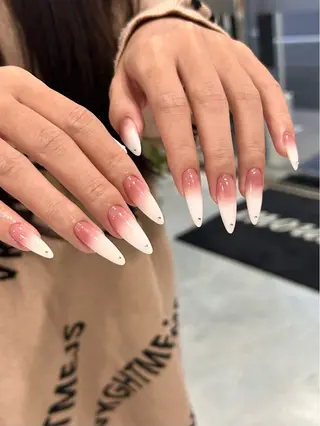 ネイル RYO ／Amourのネイルデザイン