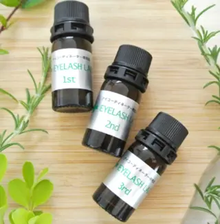 マツエク・マツパ 眉毛まつ毛専門店 uralogeのマツエク・マツパデザイン