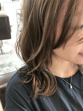 セミロング カラー AUBE hair ales福岡平尾店所属・塚本 昂のヘアスタイル