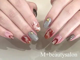 ネイル M+  Beauty Salonのネイルデザイン