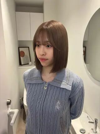 ショート リン🔔ボブ cut ベージュカラー🤎のヘアスタイル