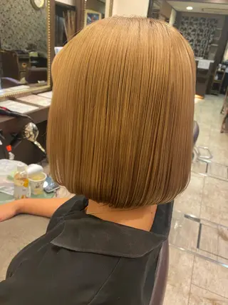 ミディアム カラー 梅津 桜子のヘアスタイル