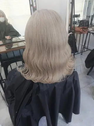 ロング カラー パーマ ヘアアレンジ キッズ メンズ ネイル アイブロウ マツエク・マツパ ブリーチソムリエ認定 梅田茶屋町Eir辻のヘアスタイル