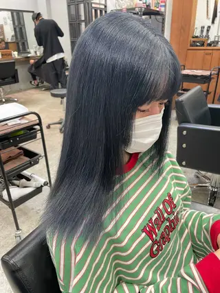 セミロング カラー 大内 志穂のヘアスタイル