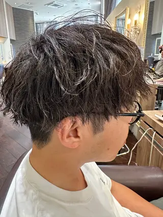 パーマ メンズ フェザーパーマ 安藝颯/メンズカットのヘアスタイル