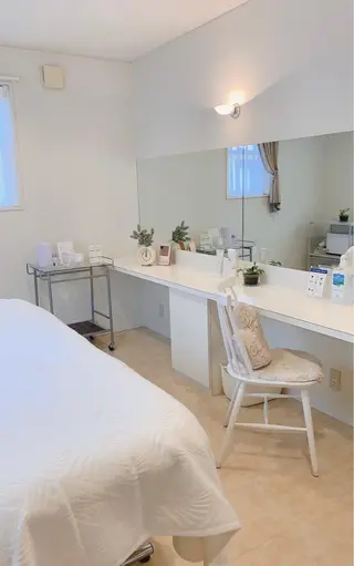 POLA La.saras所属・La.saras （ﾗ.ｻﾗｽ）のエステ・リラクイメージ