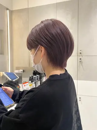 ショート カラー 艶感/ナチュラル 🩵amiのヘアスタイル