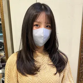 セミロング タンバルモリパーマ 礒井メンキのヘアスタイル