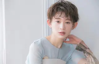 ショート パーマ 小林 莉菜のヘアスタイル