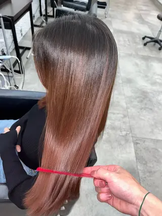 ロング ツヤ/透明感カラー Daichiのヘアスタイル