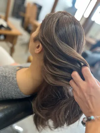 ロング カラー Style Tのヘアスタイル