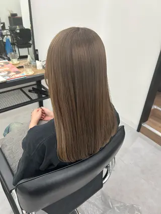 セミロング カラー レイヤー ハイトーン 暖色⭐︎KANAKOのヘアスタイル