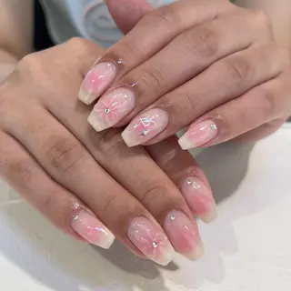 ネイル 鈴木 里奈のネイルデザイン