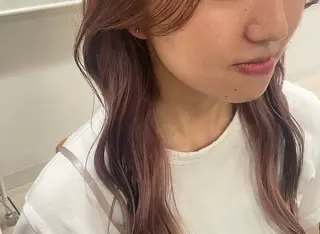 ロング カラー ヘアアレンジ 陰山 友咲のヘアスタイル